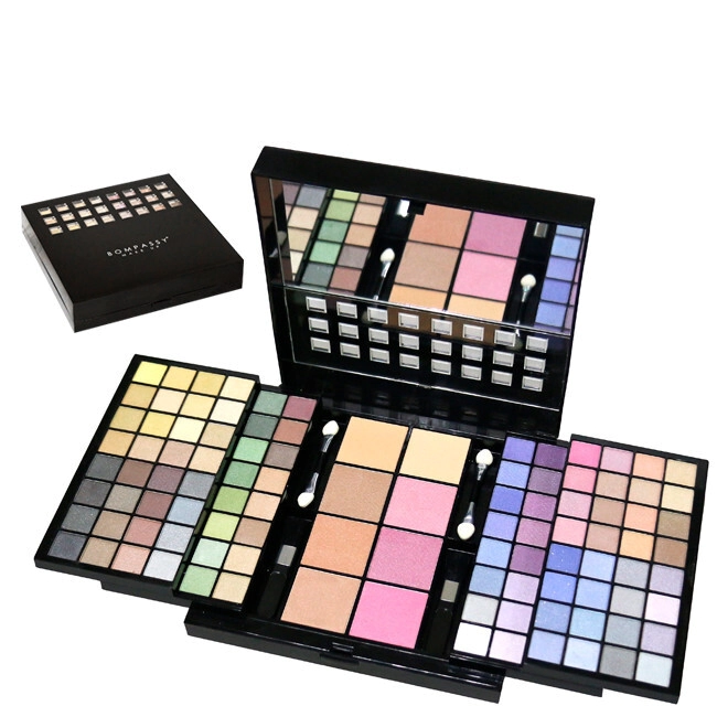 BOMPASSY SET DE MAQUILLAJE MEDIANO B605